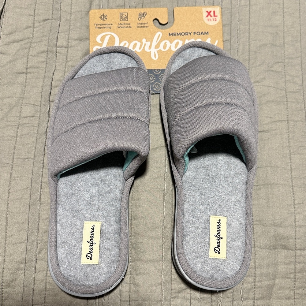 Dearfoams Light Gray Slippers